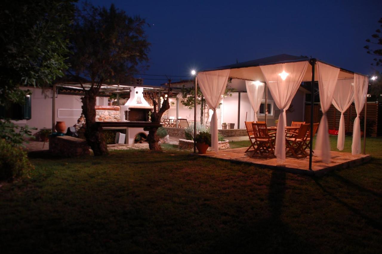 Domenica Apts I ลากานาส ภายนอก รูปภาพ